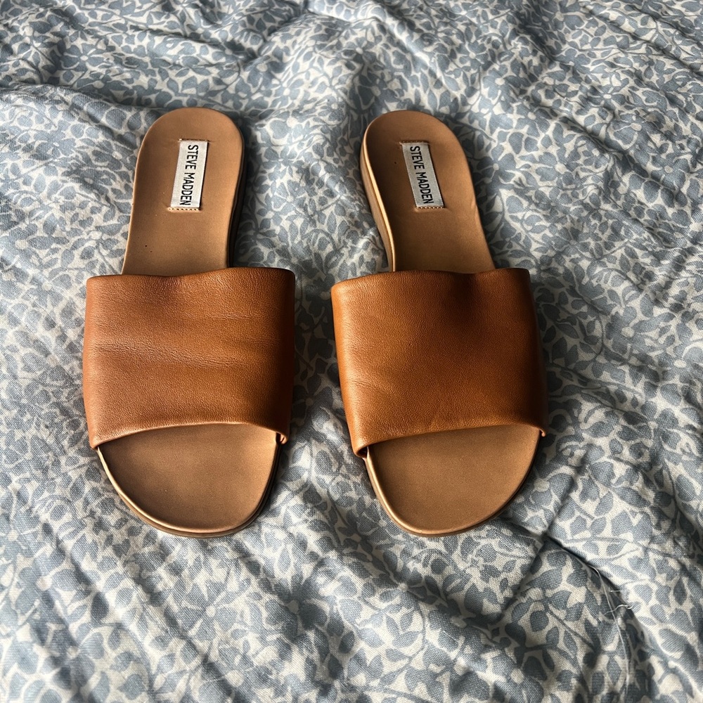 Steve Madden Brown Slide Sandals